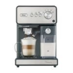 Cafetera Automática De Espresso PrimaLatte Oster BVSTEM6604SS