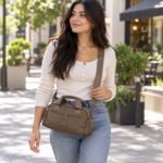 Bolso Manos Libres Casual  S72-1 Café BluM - Imagen 5
